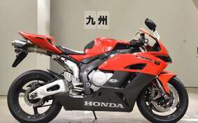 HONDA CBR1000RR 2004 SC57