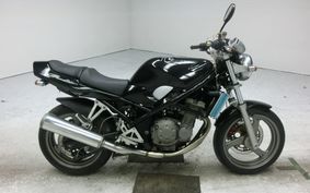 SUZUKI BANDIT 250 GJ74A