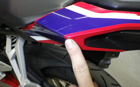 HONDA CBR250RR A MC51