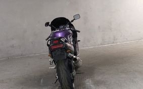 SUZUKI GSX-R750 GR7BC