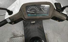 SUZUKI ADDRESS V100 CE11A