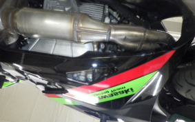 KAWASAKI ZX-25R ZX250E