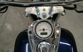 HONDA SHADOW 750 2001 RC44