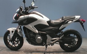 HONDA NC 700 X A 2012 RC63