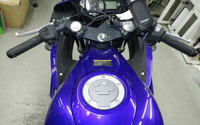 YAMAHA YZF-R25 A RG10J