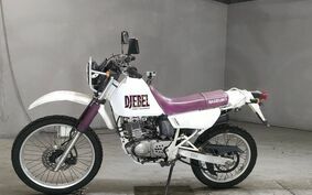 SUZUKI DJEBEL 200 (DR200SE) SH42A