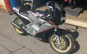 YAMAHA FZR250 2KR