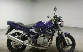 SUZUKI BANDIT 250 GJ77A