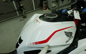 HONDA CBR250RR A MC51