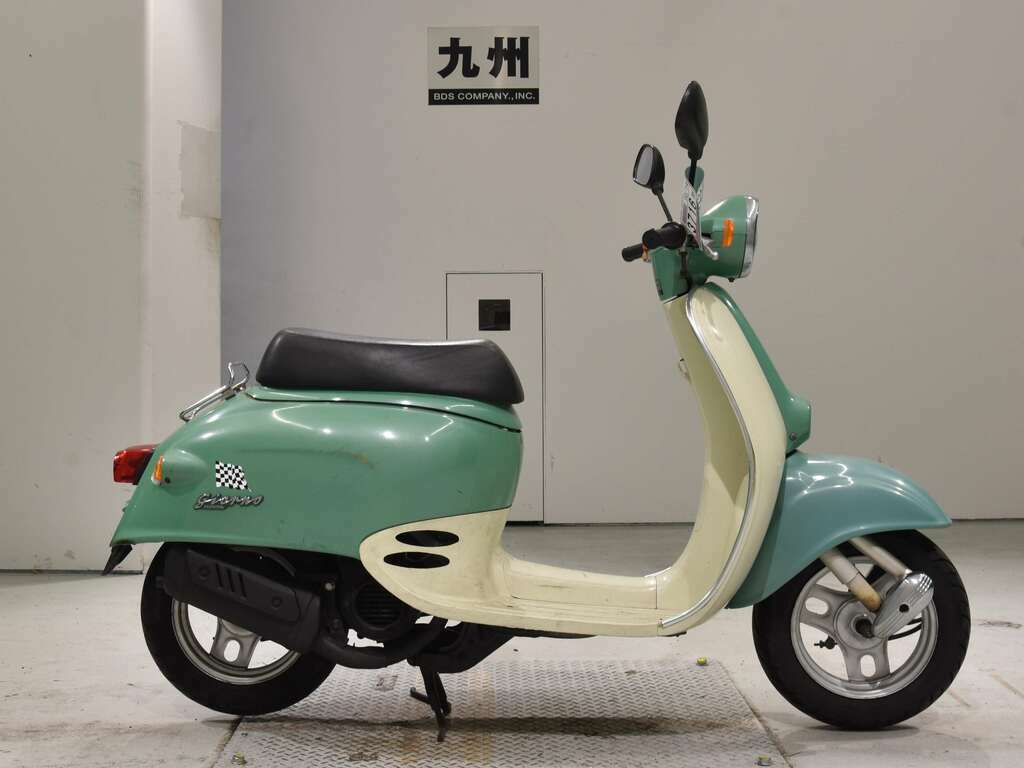 Пластик honda giorno af24