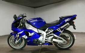 YAMAHA YZF-R1 1999 RN011