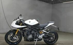 TRIUMPH SPEED TRIPLE 1200 RR 2022 S3P02