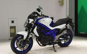 SUZUKI GLADIUS 2012 VK58A