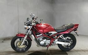 SUZUKI BANDIT 250 GJ77A