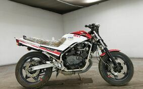 HONDA VF400F NC13