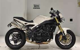 TRIUMPH SPEED TRIPLE 2005