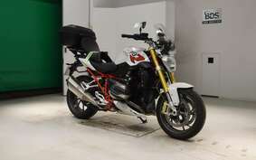 BMW R1200R 2015 0A04