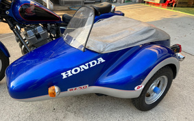 HONDA REBEL 250 SIDECAR MC13