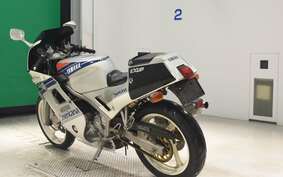 YAMAHA FZR250 2KR