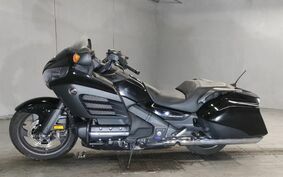 HONDA GL 1800 GOLD WING F6B 2013 SC68