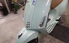 VESPA PRIMAVERA125