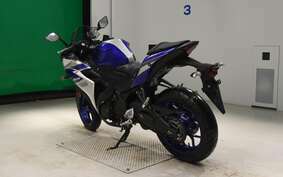 YAMAHA YZF-R25 RG10J