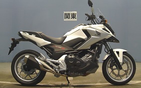 HONDA NC750X LD 2016 RC90