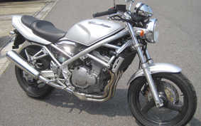 SUZUKI BANDIT 250 GJ77A