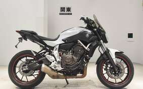 YAMAHA MT-07 2015 RM07J