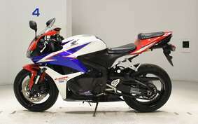 HONDA CBR600RR GEN 3 2010 PC40