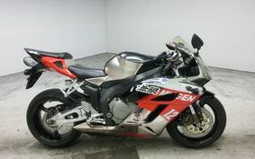 HONDA CBR1000RR 2004 SC57