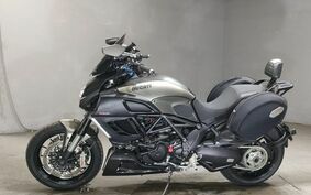 DUCATI DIAVEL STRADA 2014 G102J