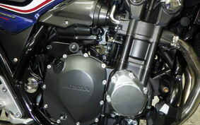 HONDA CB1300SB SUPER BOLDOR SP 2022 SC54