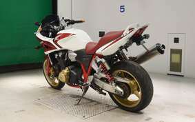 HONDA CB1300SB SUPER BOLDOR A 2006 SC54