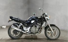 SUZUKI BANDIT 250 GJ74A