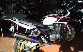 HONDA CB1300SB SUPER BOLDOR 2005 SC54