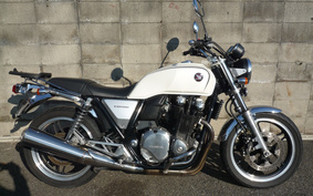 HONDA CB1100 2010 SC65