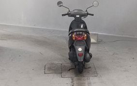 SUZUKI LETS4 CA45A
