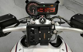 BMW R1200R 2017 0A04