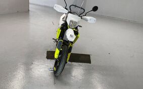 HUSQVARNA  701スーパーモト 2020 USV