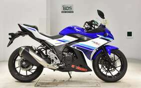 SUZUKI GSX250R DN11A