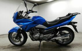 SUZUKI GSR250S GJ55D