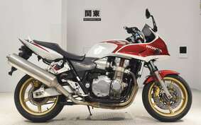 HONDA CB1300SB SUPER BOLDOR A 2006 SC54