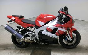 YAMAHA YZF-R1 2000 RN04