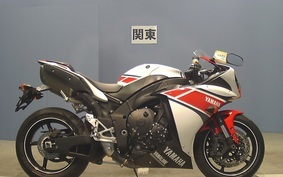 YAMAHA YZF-R1 2010 RN23