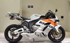 HONDA CBR1000RR 2004 SC57