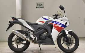 HONDA CBR125R JC50