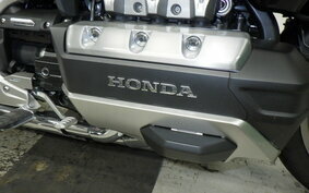 HONDA GL 1800 GOLD WING TOUR DCT 2023 SC79