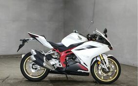 HONDA CBR250RR MC51