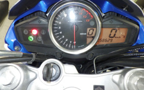 SUZUKI GSR250